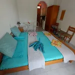 Agni -enoikiazomena Diamerizmata 3* Kallithea (Chalkidiki)
