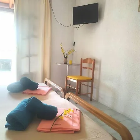 Agni -enoikiazomena Diamerizmata Aparthotel