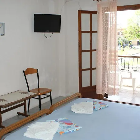 Agni -enoikiazomena Diamerizmata 3* Kallithea (Chalkidiki)