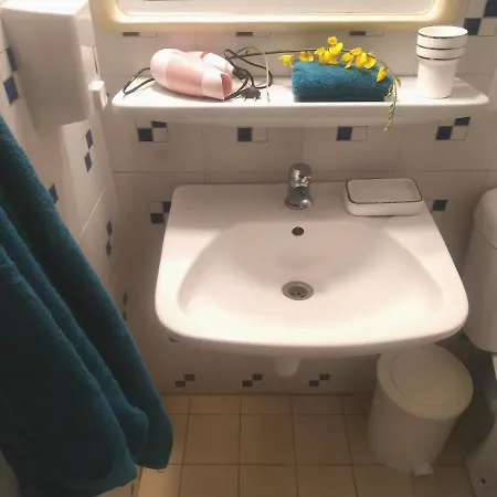 Agni -enoikiazomena Diamerizmata شقة فندقية Kallithea (Chalkidiki)