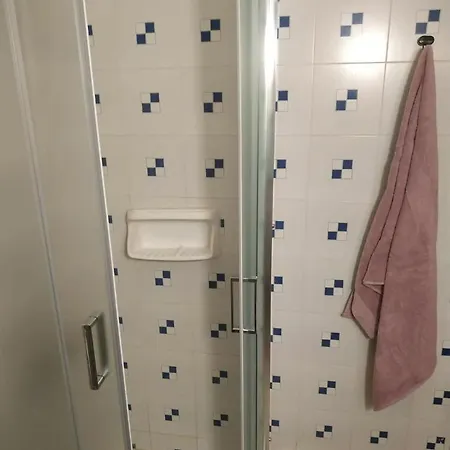 Hotel apartamentowy Agni -enoikiazomena Diamerizmata