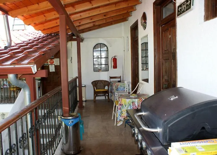 Agni -enoikiazomena Diamerizmata Aparthotel 3*