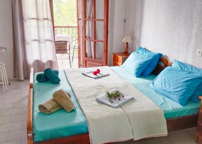 Aparthotel Agni -enoikiazomena Diamerizmata Kallithea (Chalkidiki)