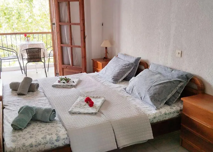 Agni -enoikiazomena Diamerizmata Aparthotel